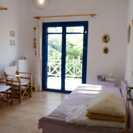Helen's Θεολόγος